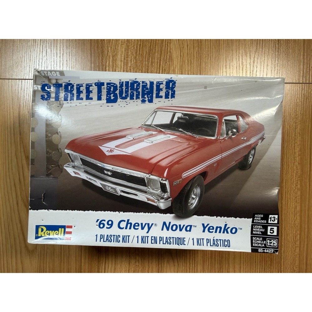 Revell '69 Chevy Nova Yenko 1:25 Model Kit 85-4423 Streetburner -started